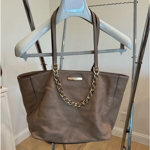 Michael Kors Neutral Beige Pebbled Leather Shoulder Bag/Tote With Gold Accents